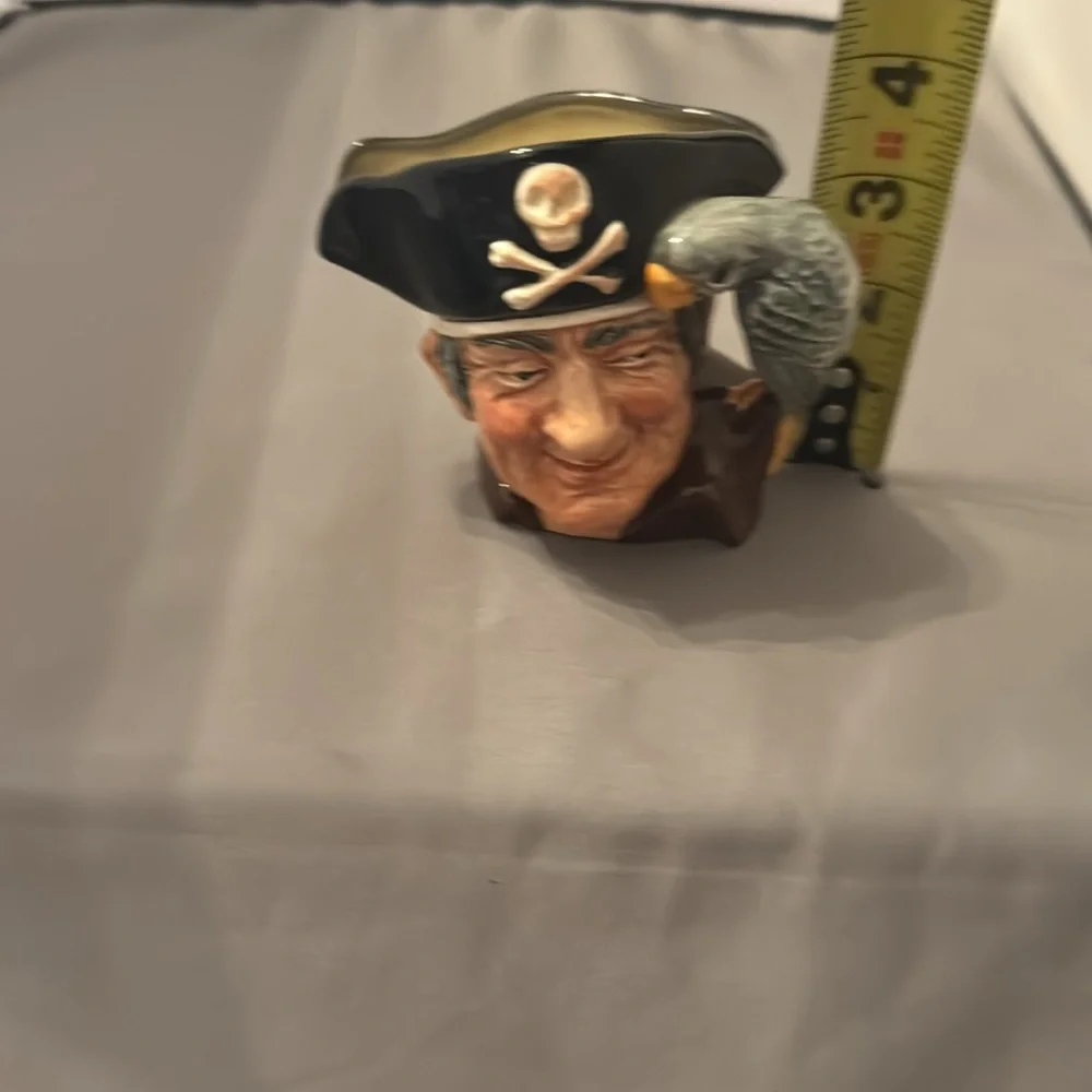 Royal‎ Doulton Long John Silver Mug/planter or whatever you want to use it for
